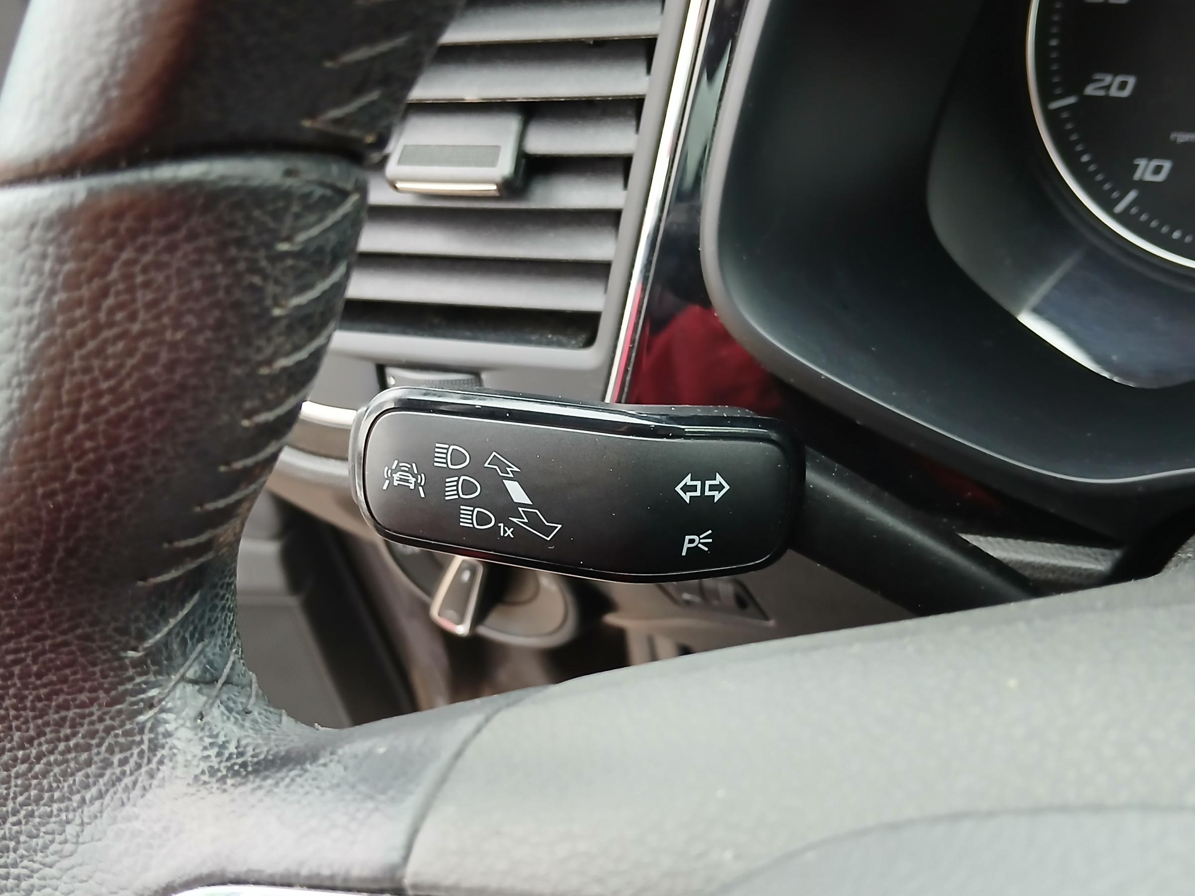 Seat Leon, 2015 - pohled č. 13