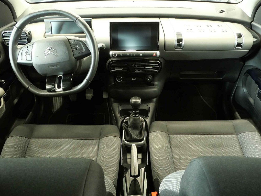Citroën C4 Cactus 1.2PT Shine