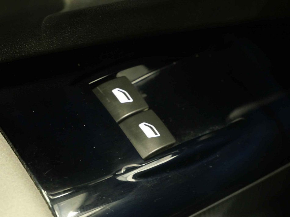 Citroën C4 Cactus 1.2PT Shine