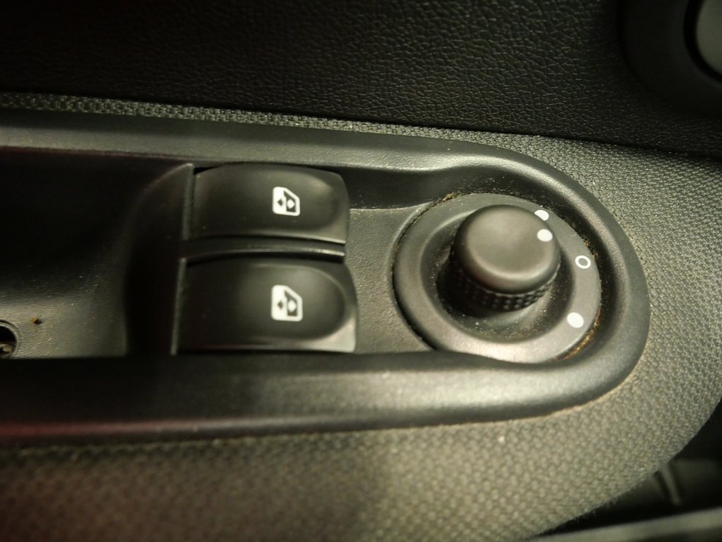 Renault Clio 1.2i 