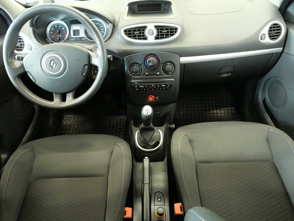 Renault Clio 1.2i 