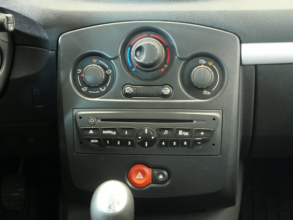 Renault Clio 1.2i 