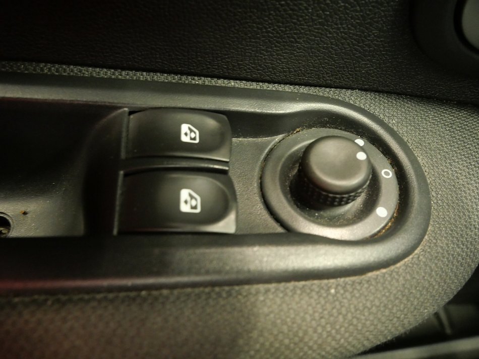 Renault Clio 1.2i 