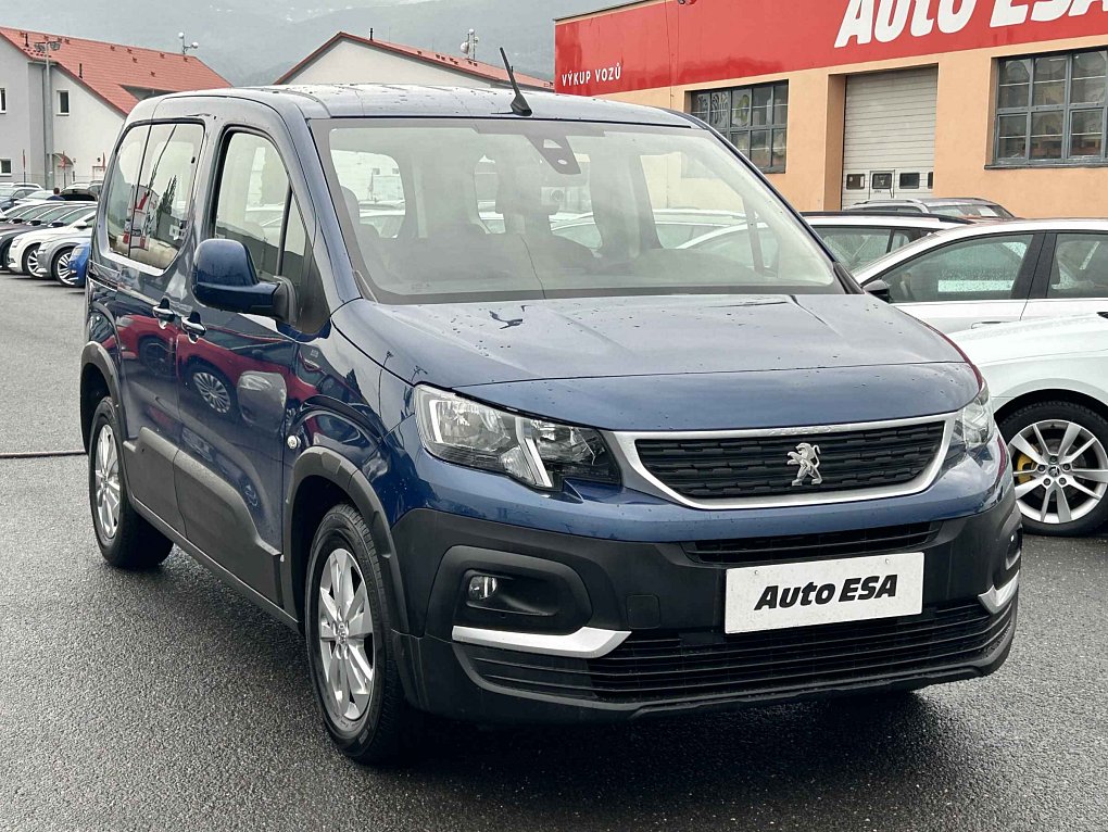 Peugeot Rifter 1.2i 