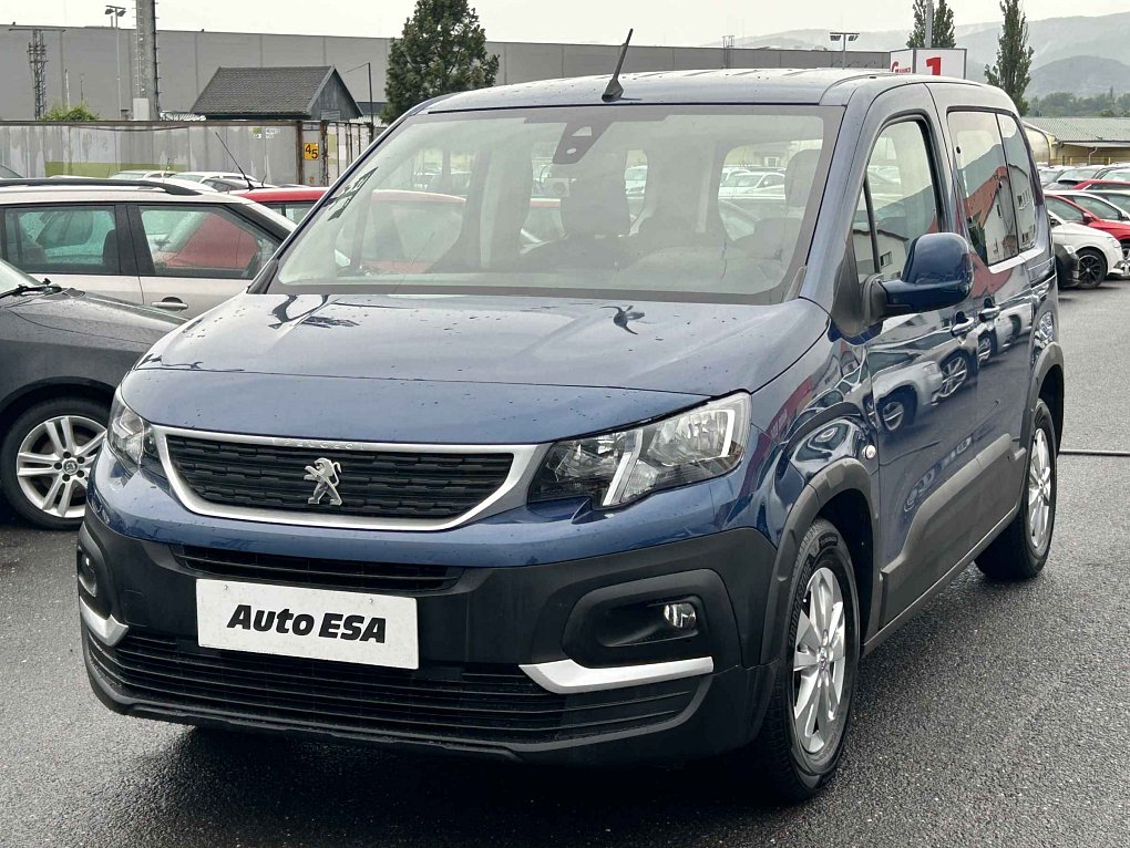 Peugeot Rifter 1.2i 