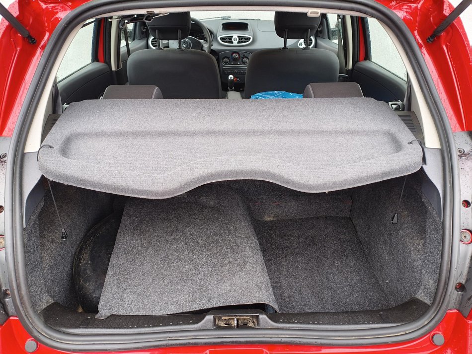 Renault Clio 1.2 16V 