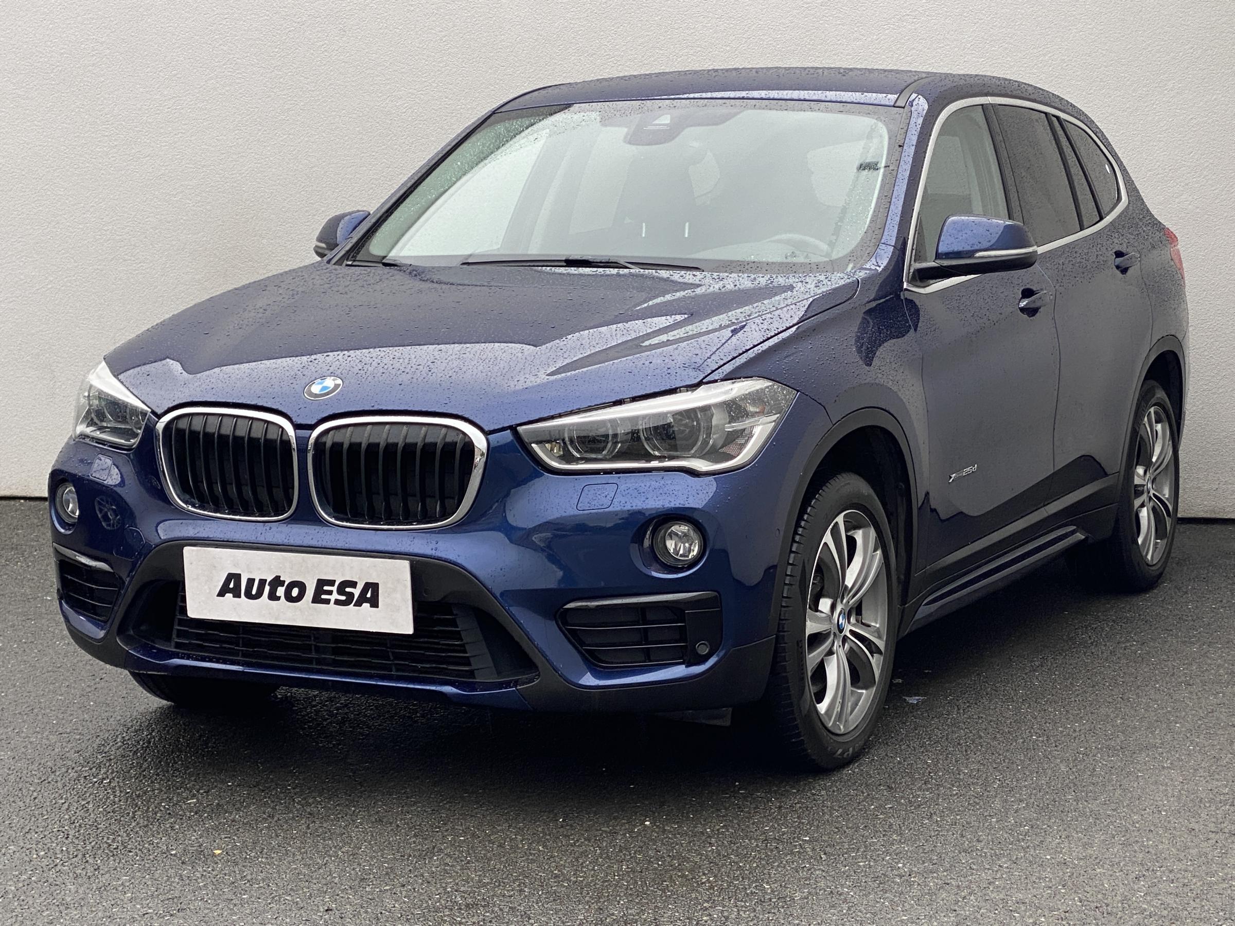 BMW X1, 2015 - pohled č. 3