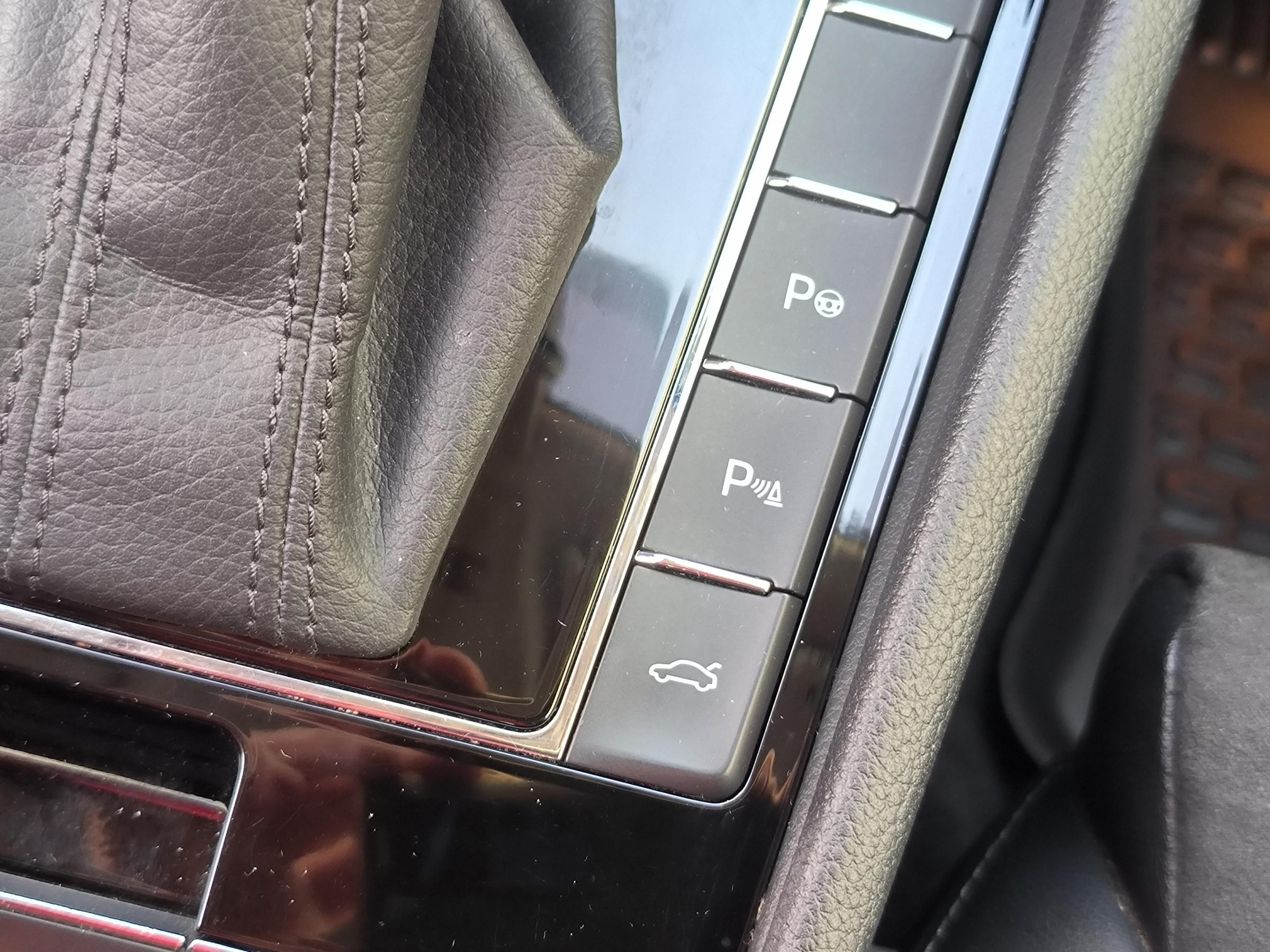 Škoda Superb III, 2016 - pohled č. 19