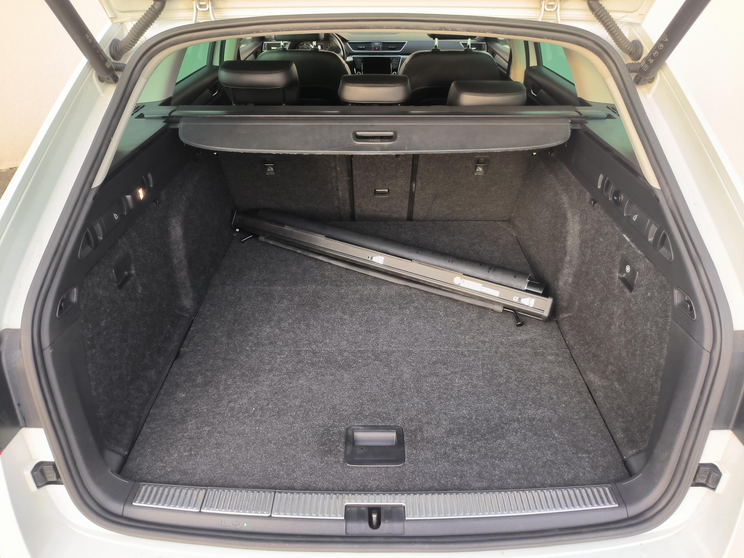 Škoda Superb III, 2016 - pohled č. 7