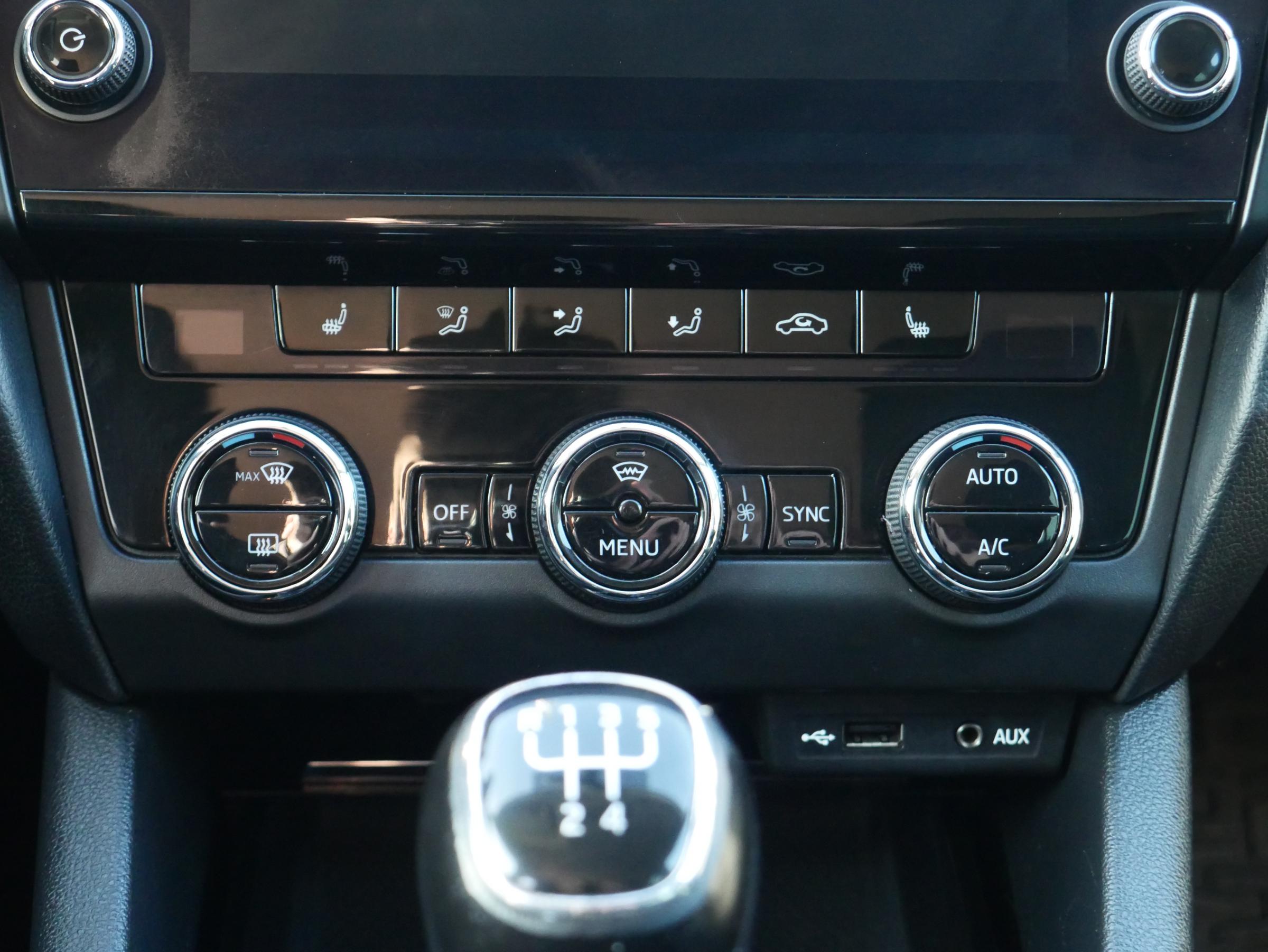 Škoda Octavia III, 2017 - pohled č. 13