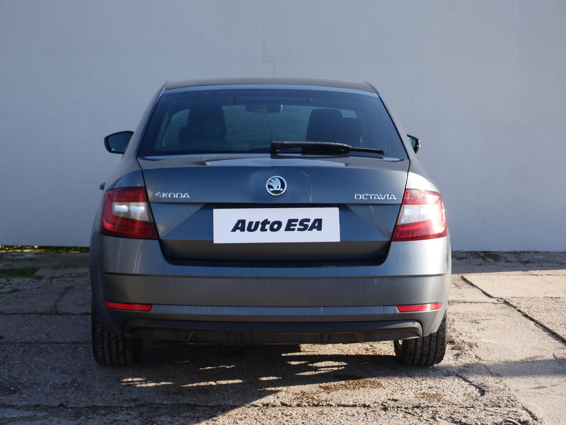Škoda Octavia III, 2017 - pohled č. 5