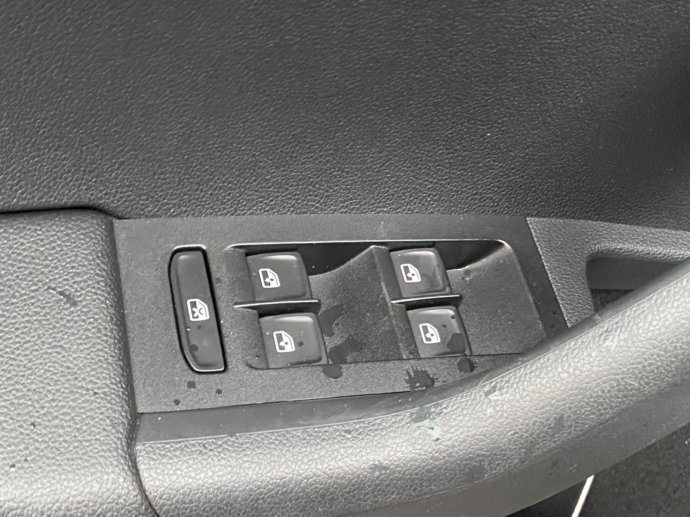 Škoda Octavia III, 2017 - pohled č. 11