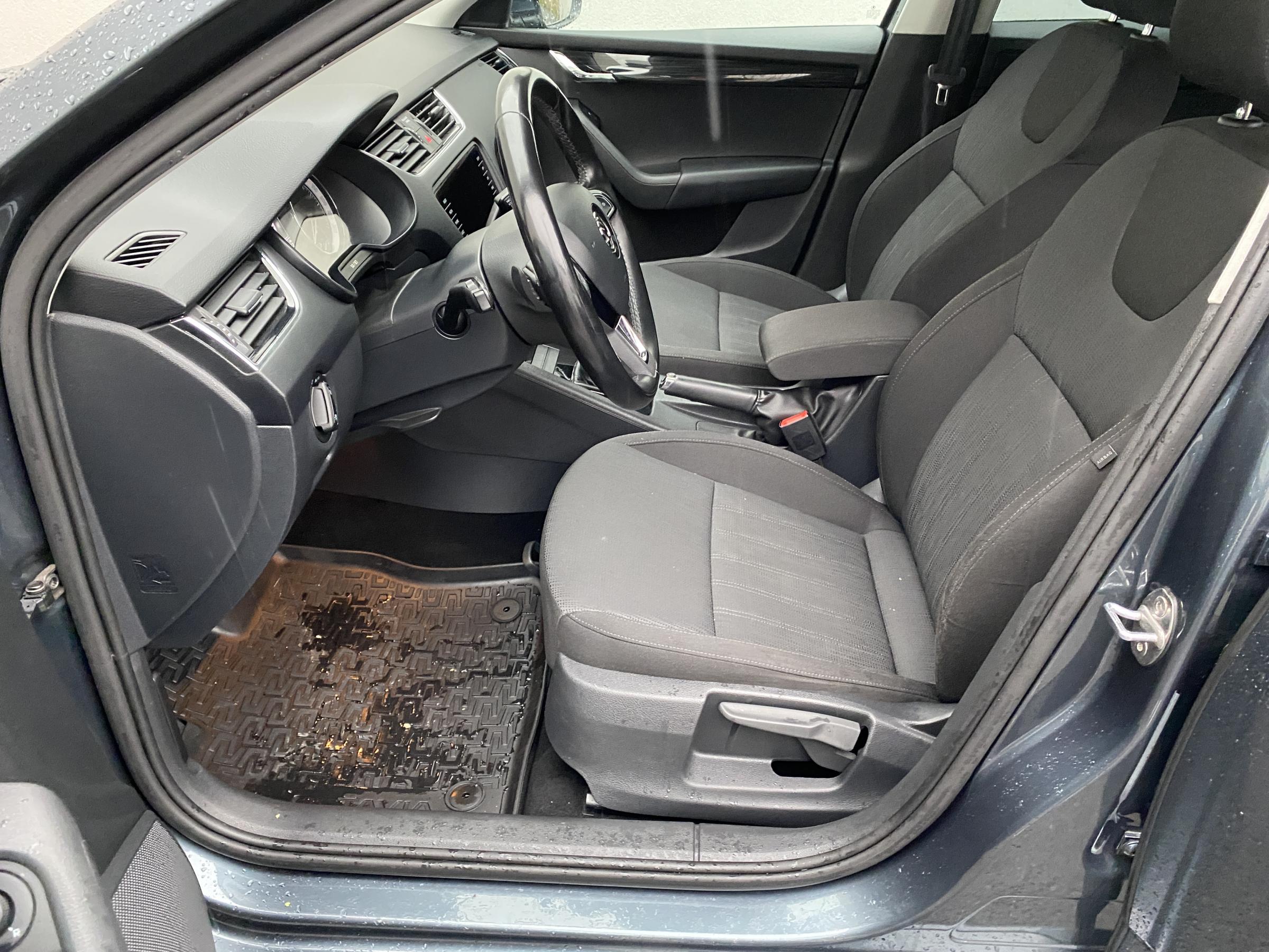 Škoda Octavia III, 2017 - pohled č. 9