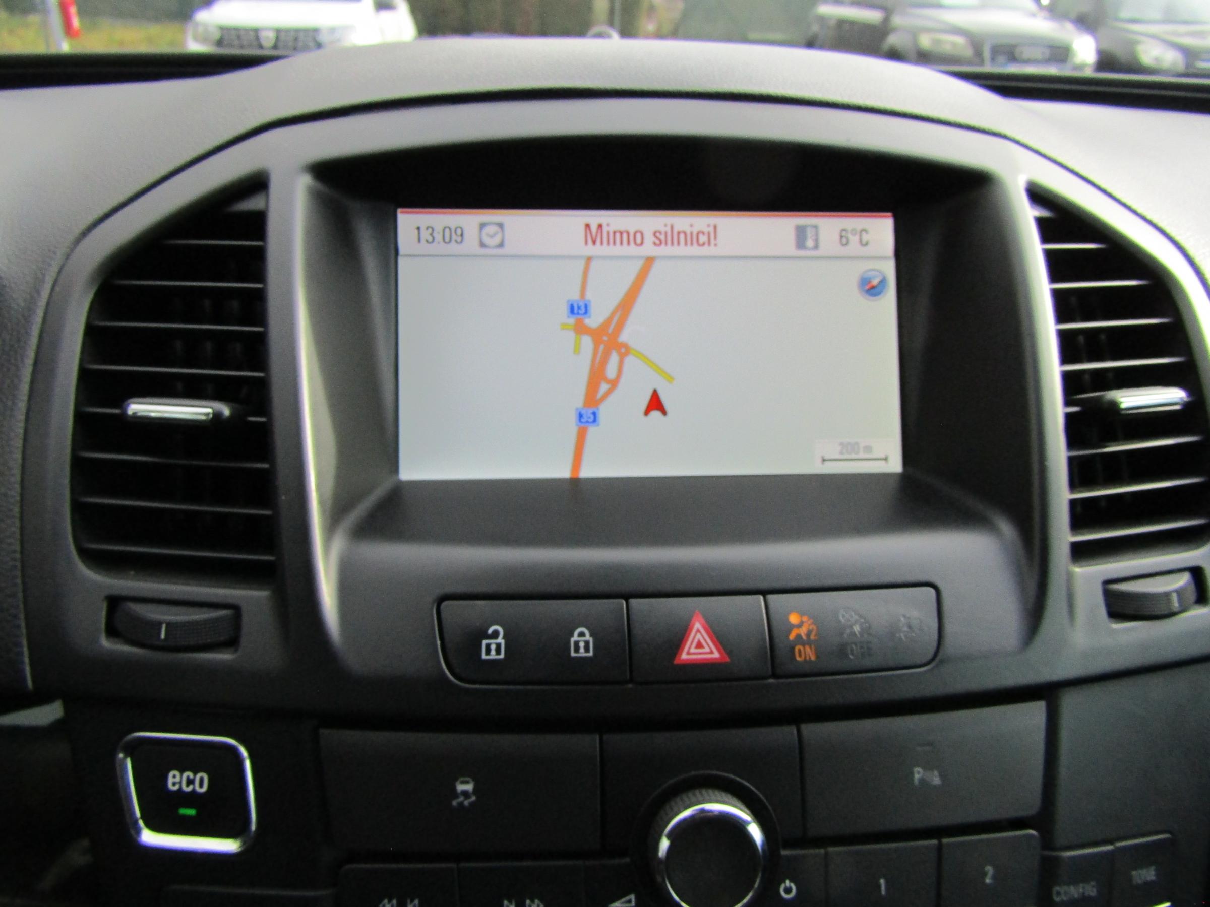 Opel Insignia, 2012 - pohled č. 11