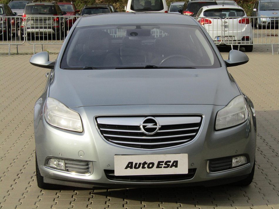 Opel Insignia 2.0CDTi 