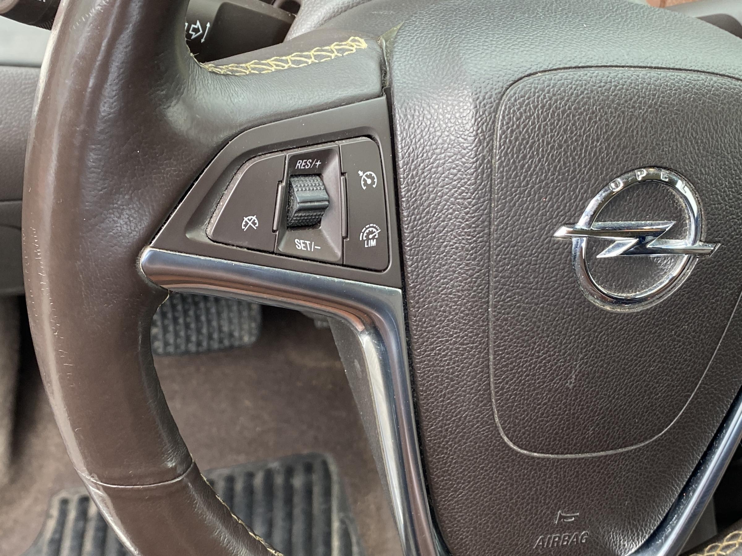 Opel Mokka, 2014 - pohled č. 14