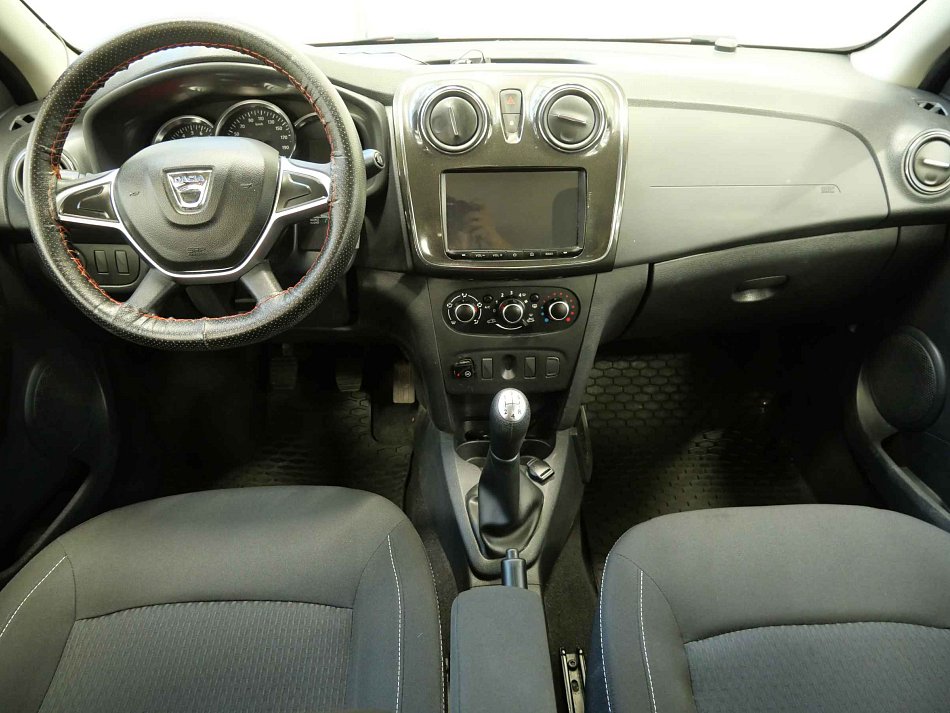 Dacia Sandero 1.0i 