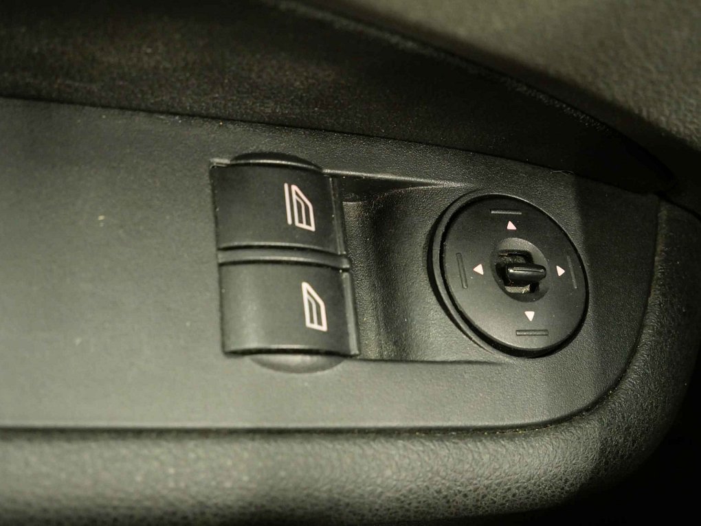 Ford Focus 1.6i 