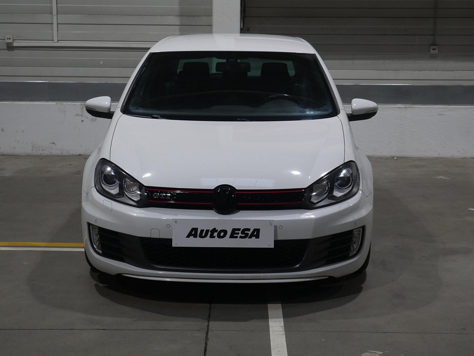 Volkswagen Golf 2.0TSi GTi