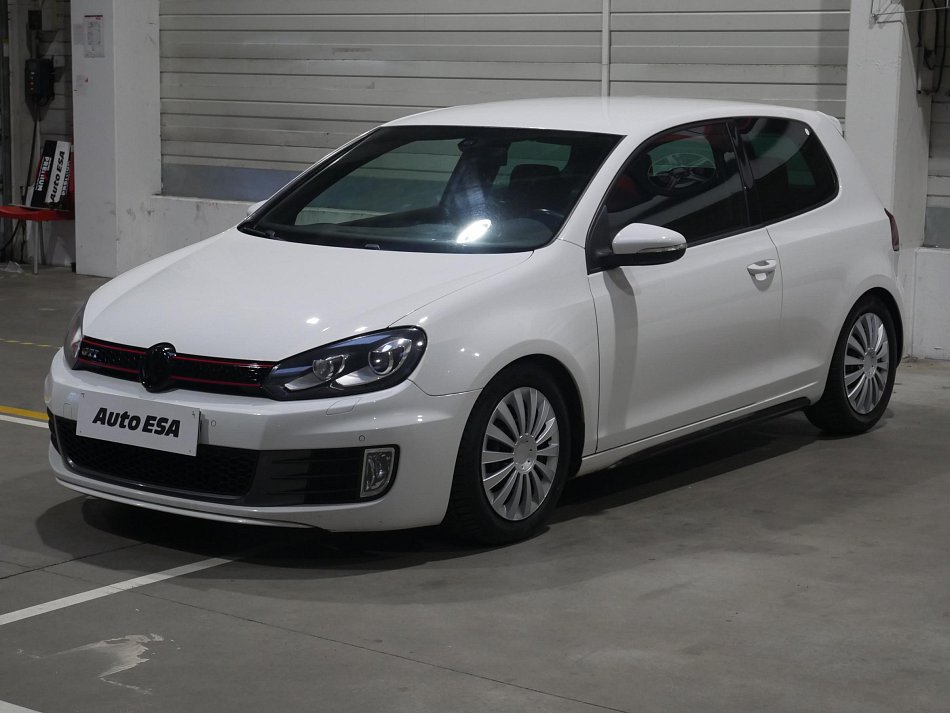 Volkswagen Golf 2.0TSi GTi