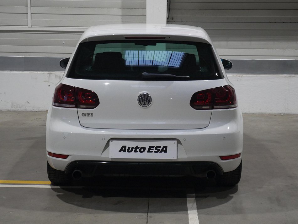 Volkswagen Golf 2.0TSi GTi