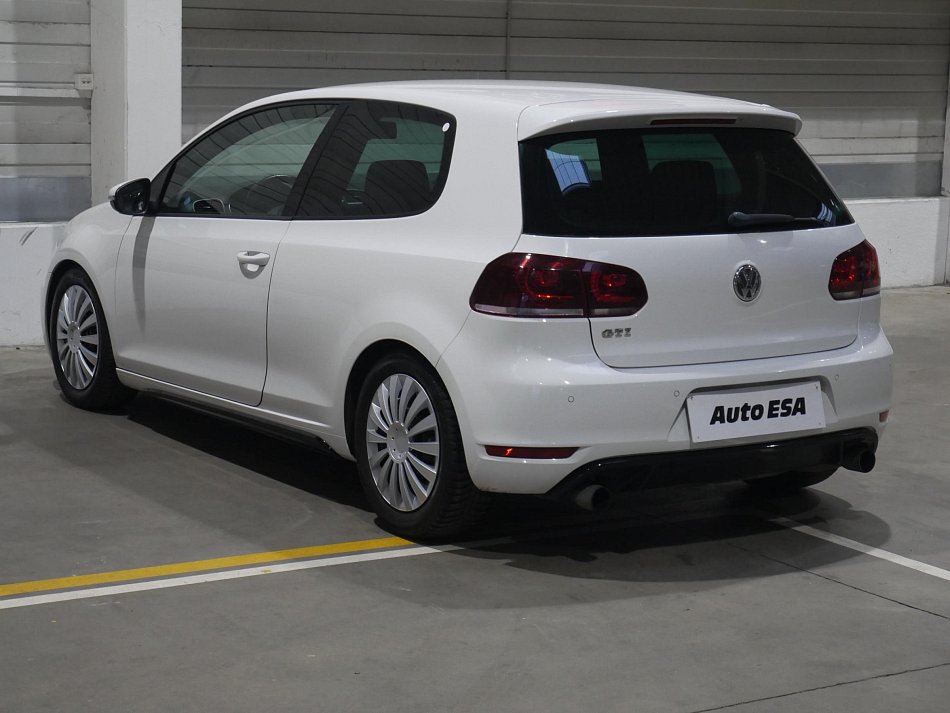 Volkswagen Golf 2.0TSi GTi