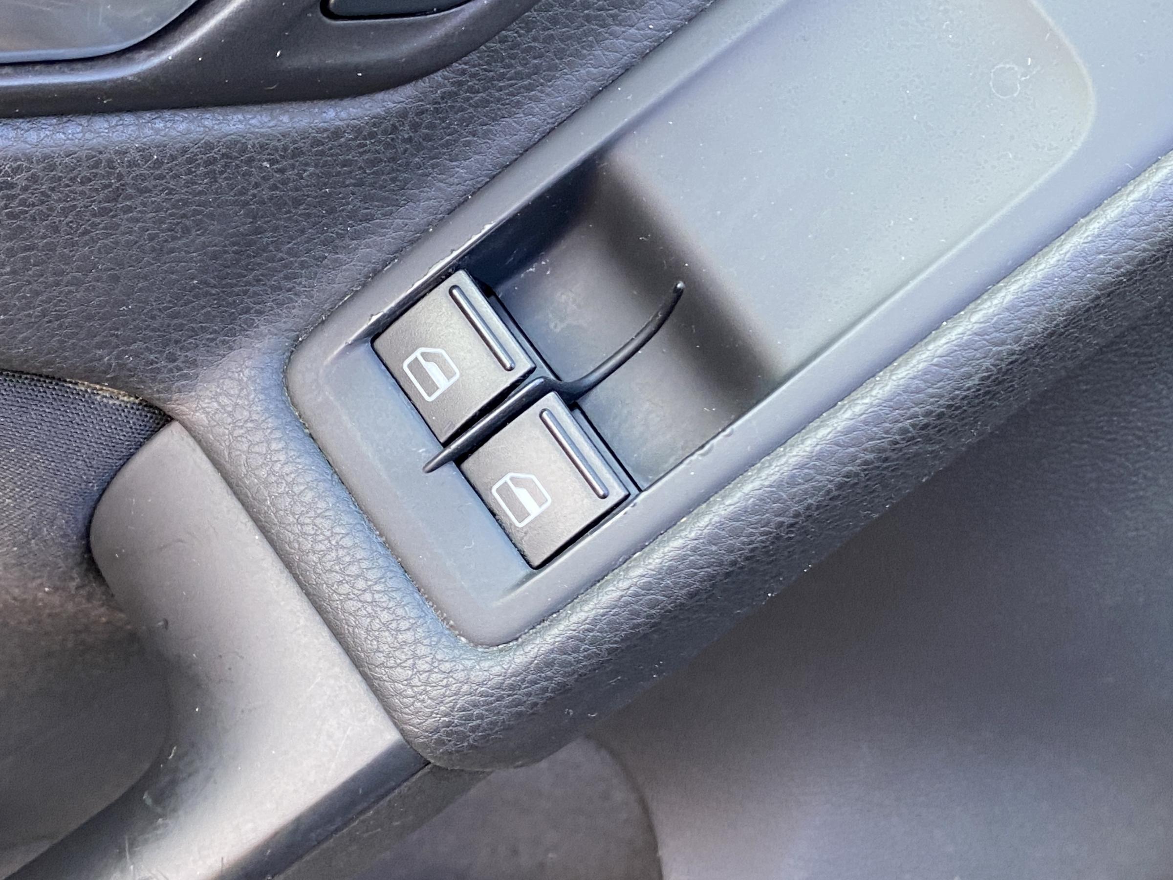 Volkswagen Golf, 2009 - pohled č. 11