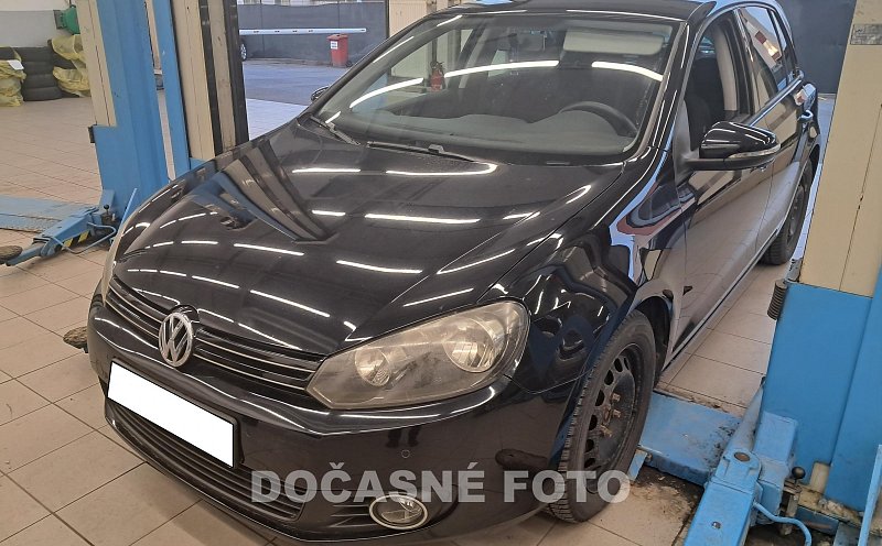 Volkswagen Golf 1.4 TSI 