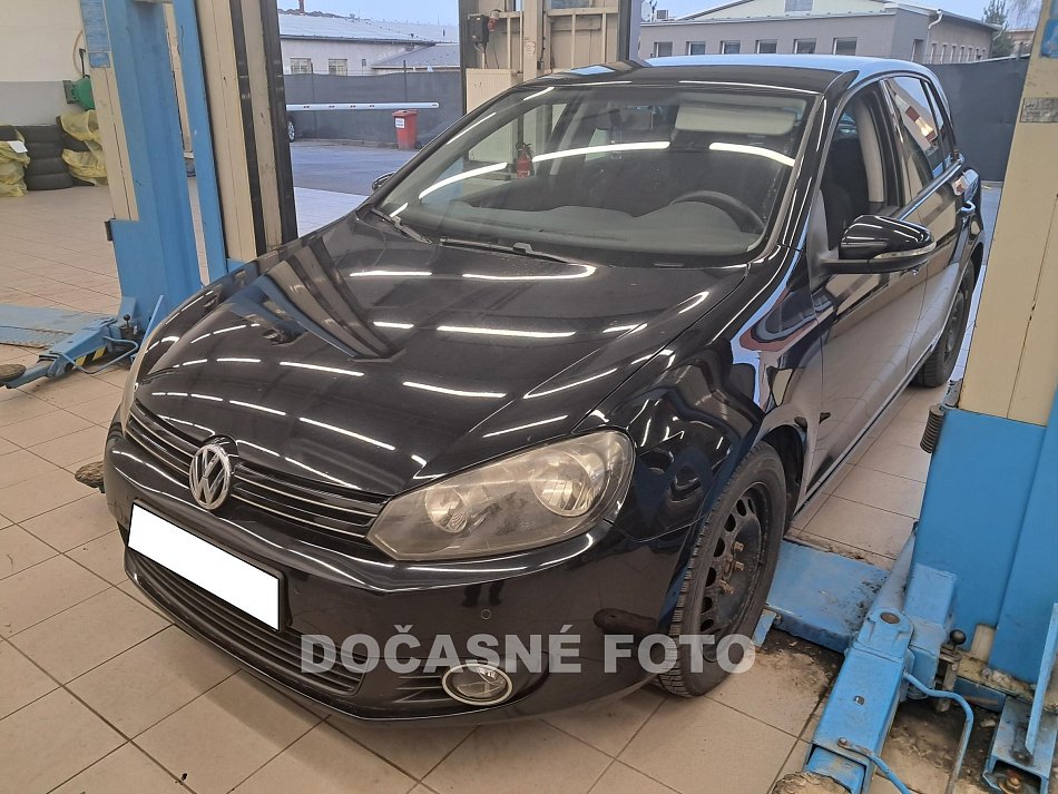 Volkswagen Golf 1.4 TSI 