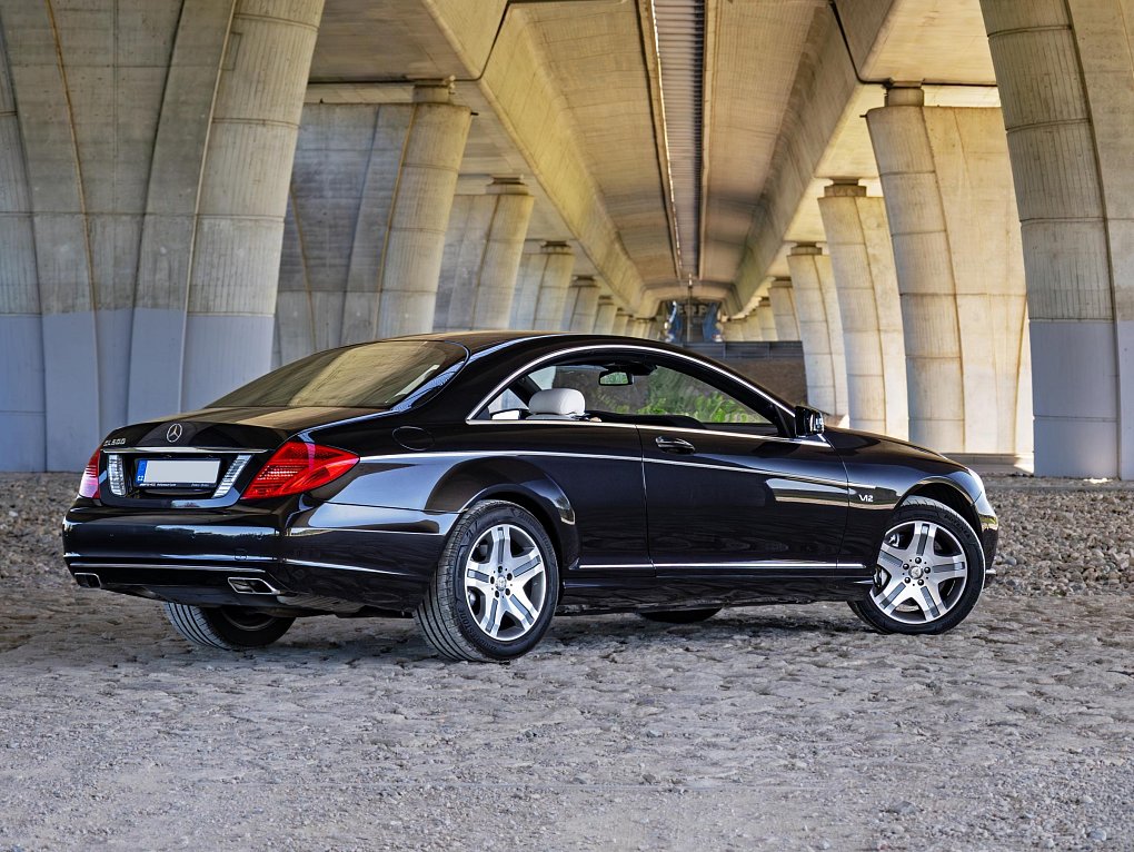 Mercedes-Benz CL 5.5 V12 BiTurbo  600