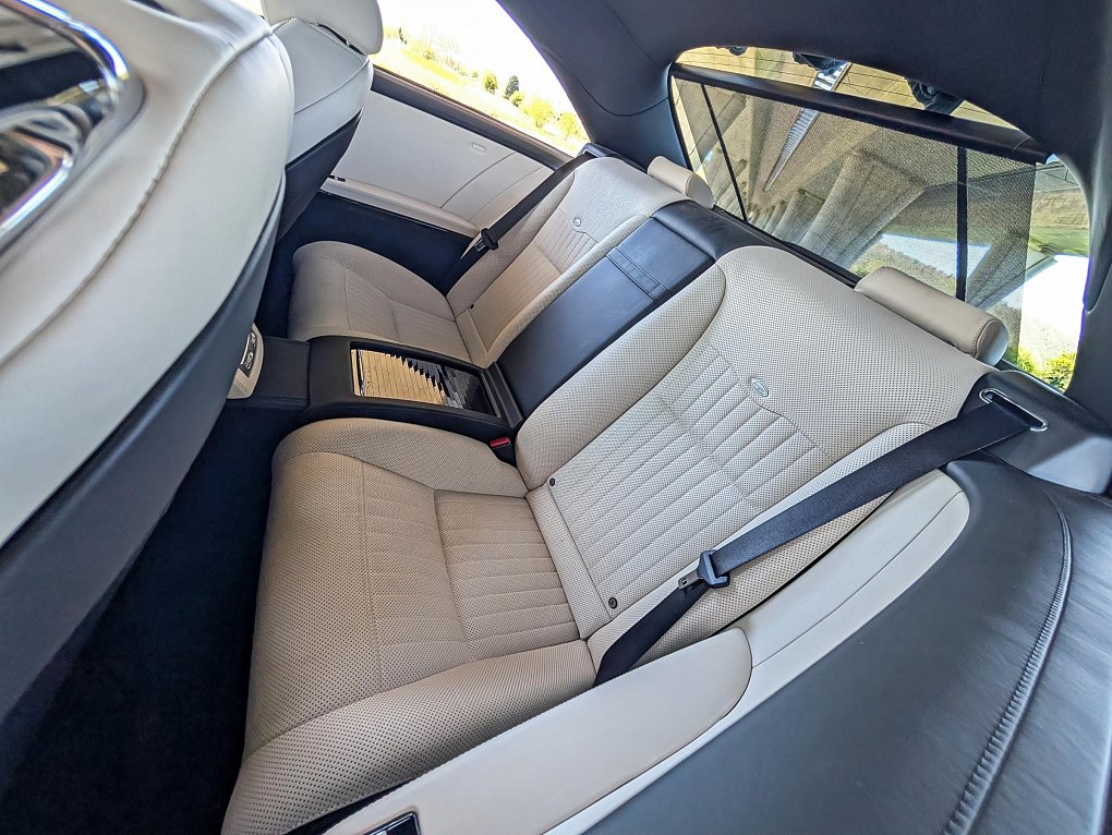 Mercedes-Benz CL 5.5 V12 BiTurbo  600