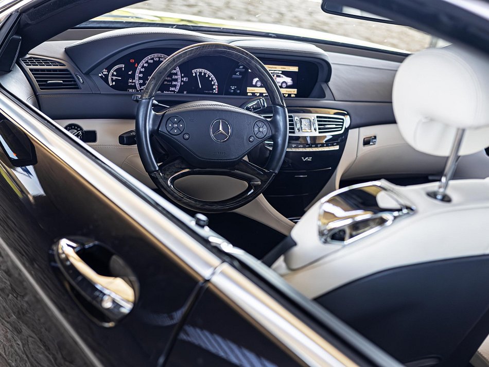Mercedes-Benz CL 5.5 V12 BiTurbo  600