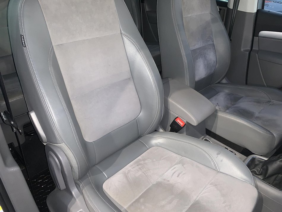 Volkswagen Sharan 2.0 TDi 