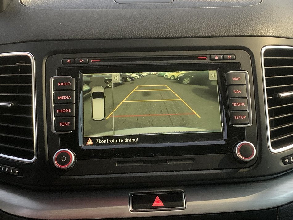 Volkswagen Sharan 2.0 TDi 