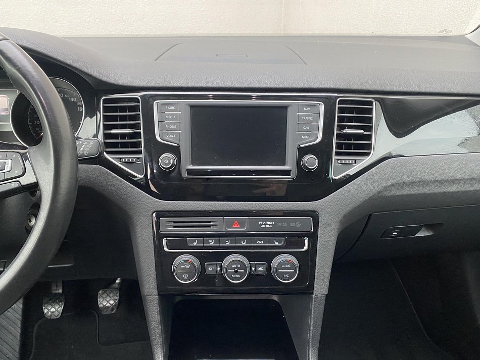 Volkswagen Sportsvan 1.4TSi Highline