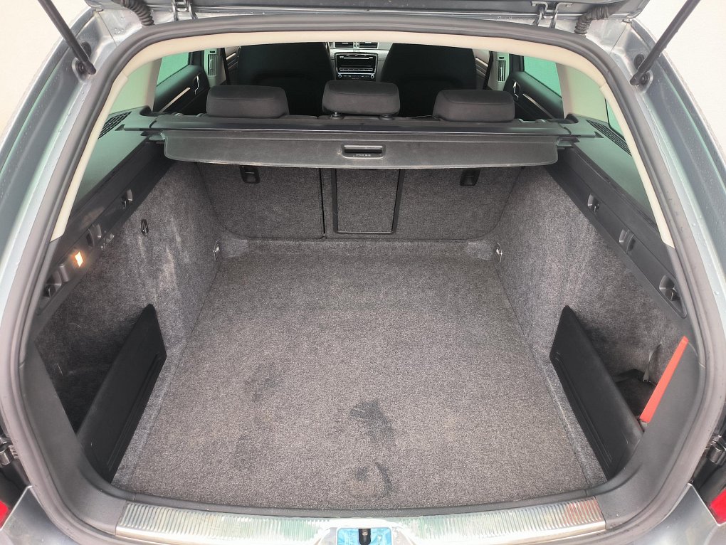 Škoda Superb II 1.6 TDi Comfort