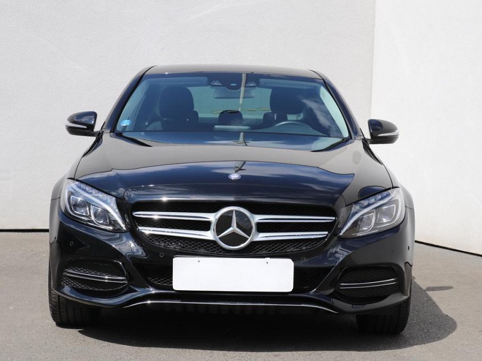 Mercedes-Benz Třída C 2.0  C200