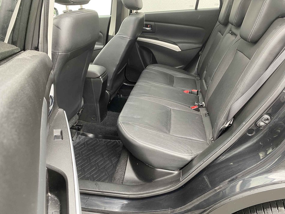 Suzuki S-Cross 1.6 VVT 
