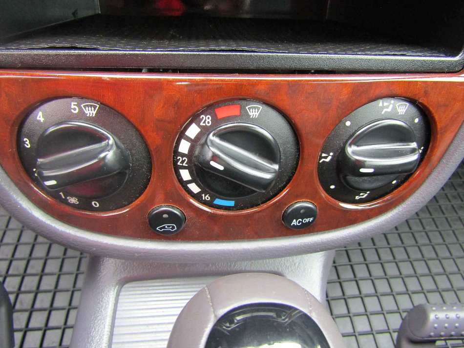Mercedes-Benz Třída A A190 