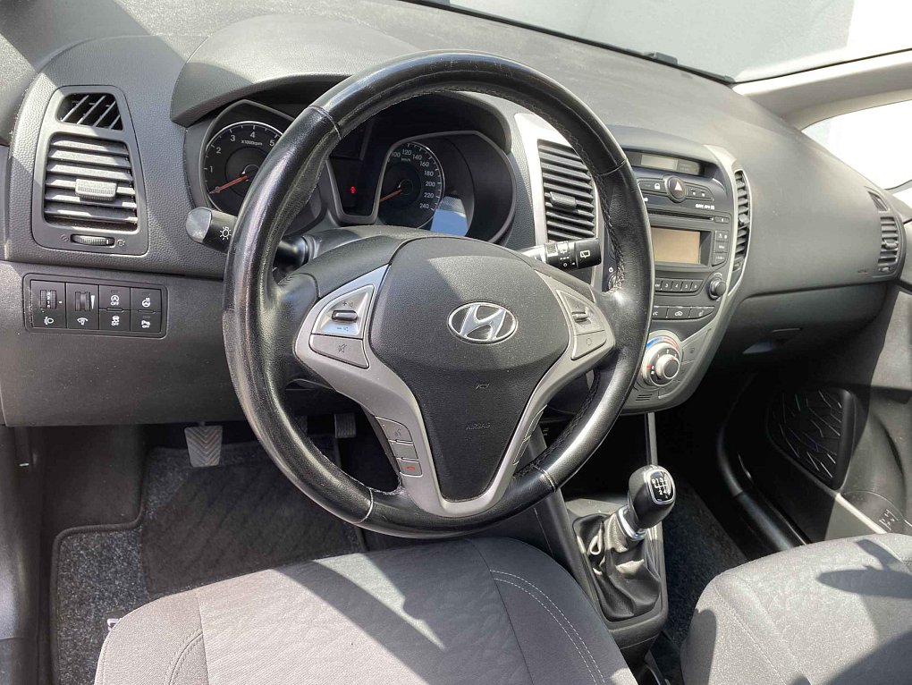 Hyundai Ix20 1.6i 