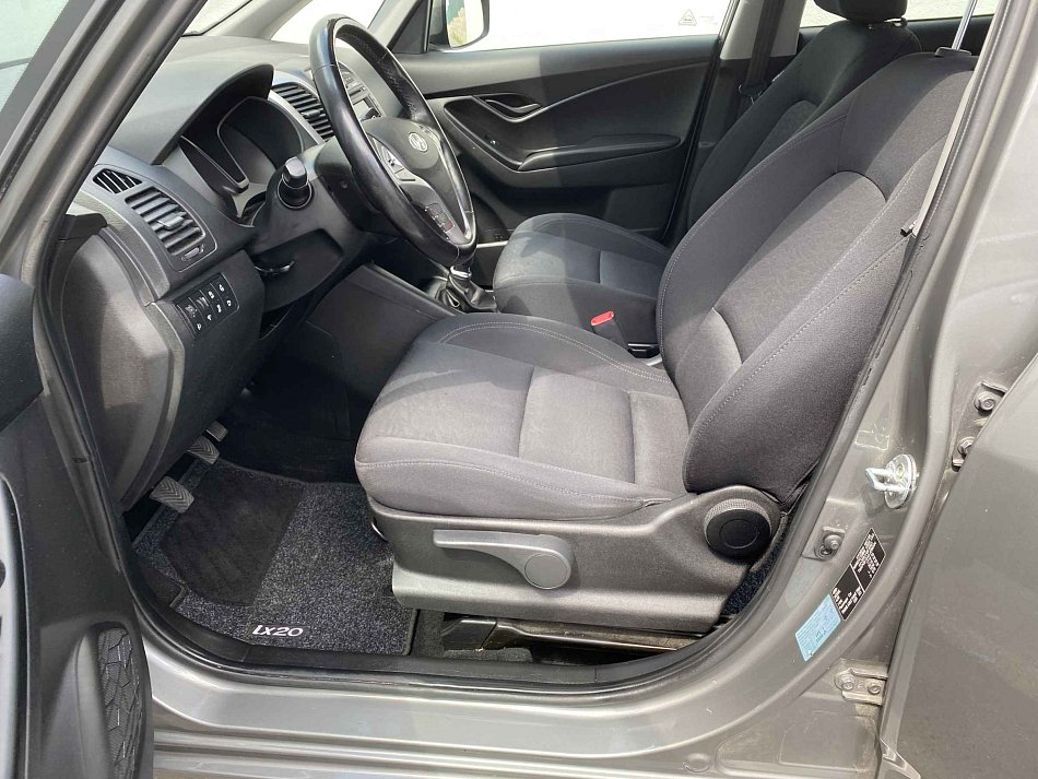 Hyundai Ix20 1.6i 