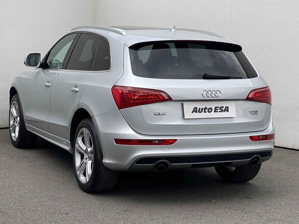 Audi Q5 2.0 TFSi S-line quattro