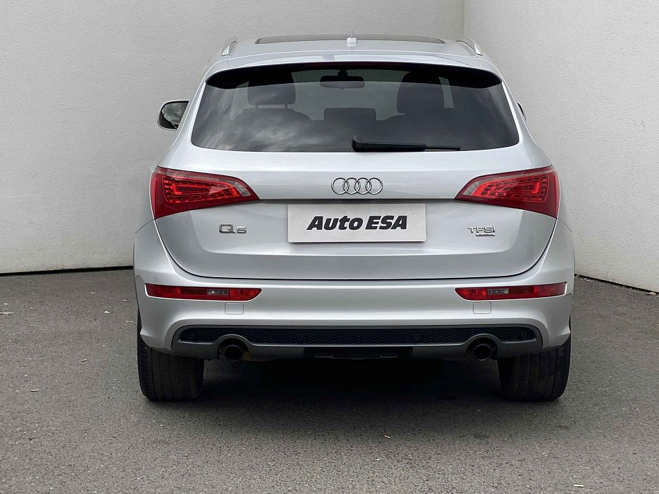 Audi Q5 2.0 TFSi S-line quattro