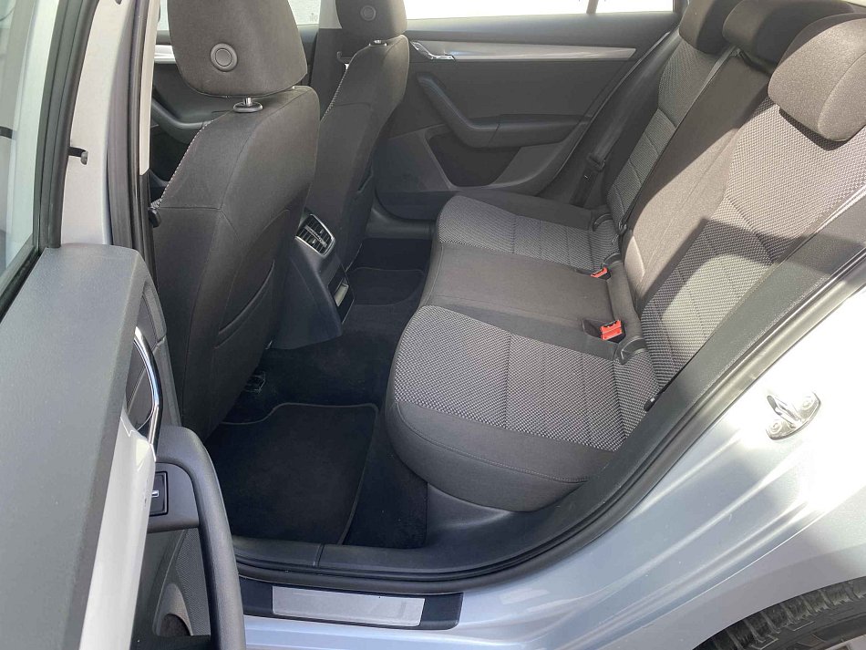 Škoda Octavia III 2.0 TDi 