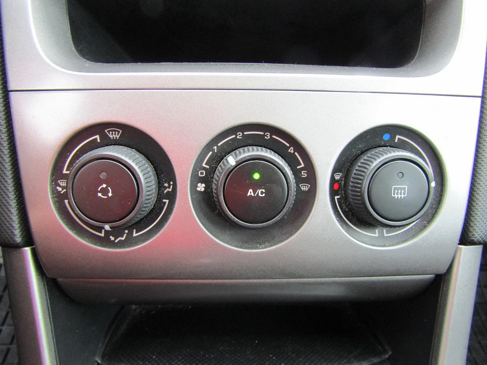 Peugeot 308 1.4i 16V 