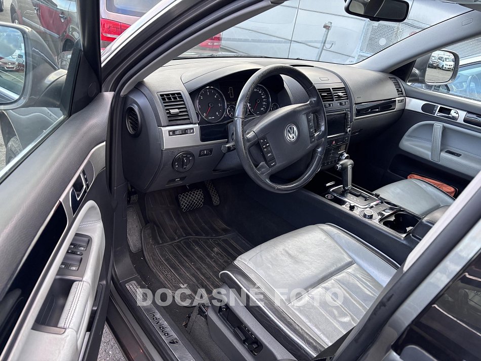 Volkswagen Touareg 3.0 TDi  4x4
