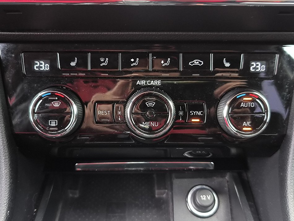 Škoda Superb III 2.0 TDI Style