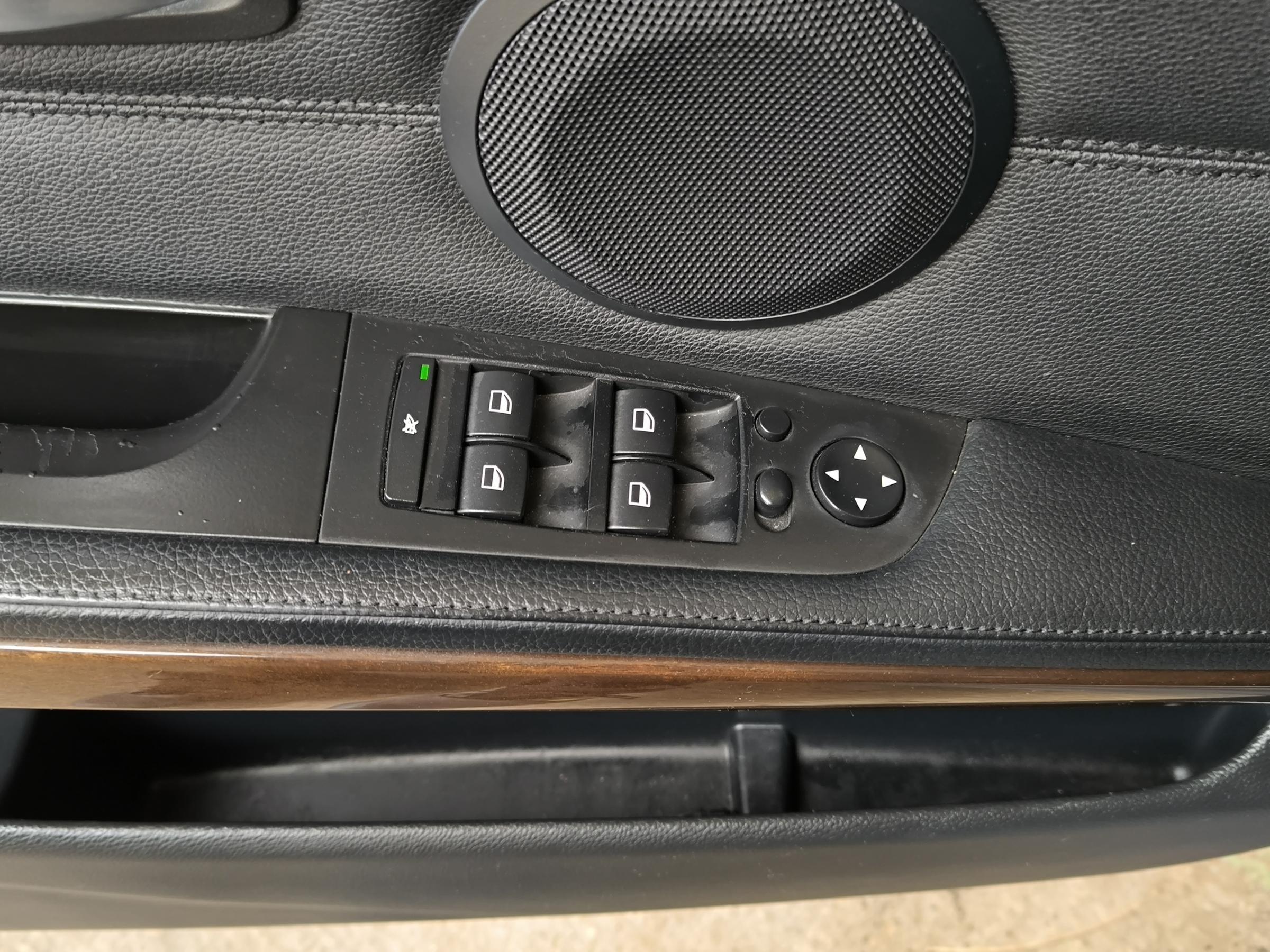 BMW Řada 3, 2009 - pohled č. 17