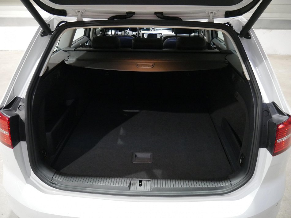 Volkswagen Passat 2.0Bi-TDi  4x4