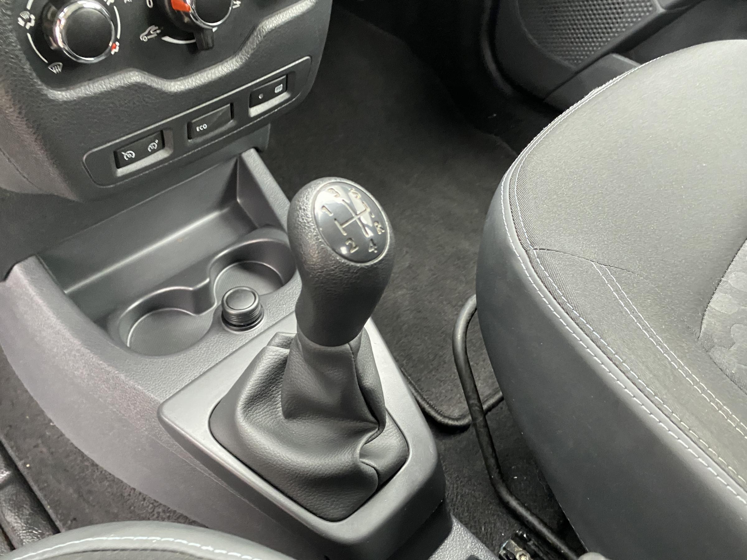 Dacia Lodgy, 2015 - pohled č. 17